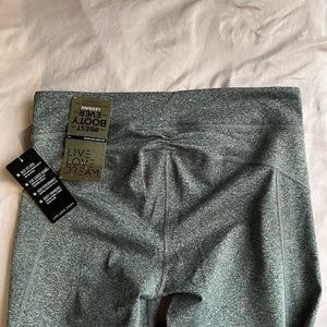 AEROPOSTALE LIVE LOVE DREAM WORKOUT LEGGINGS 🖤